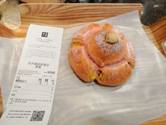 -奈雪的茶(湖滨银泰in77C区PRO店)