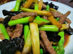 杭椒芦笋炒牛柳-到家尝北京菜(西坝河店)