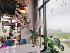 -荣耀.西式融合餐厅(留云湖店)