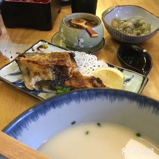 薄野小路·日式料理(滨河广场店)