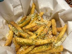 -Let'sBURGERplus·非常创意汉堡(三里屯店)