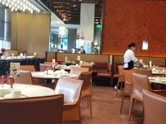 -蝴蝶里·粤菜·点心(滨江龙湖店)