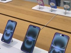 -Apple Store(Jewel Changi Airport)