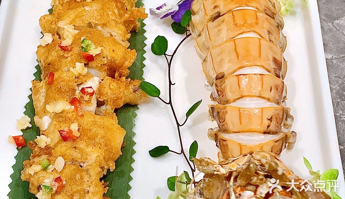 去人气海鲜火锅店喜势滚新店吃吃比手掌大的爬爬虾🦐