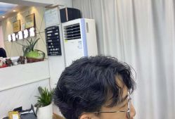 点击看大图 -辛格·潮沙龙