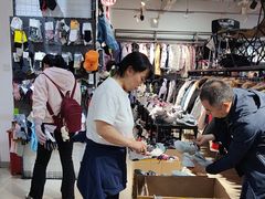 -探路者工厂店(宏福科技园店)