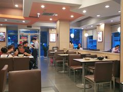 大堂-李先生牛肉面大王(东营友谊广场店)