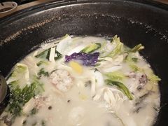 -陈大锅·岳阳鱼馆·地道岳阳菜(美食街店)