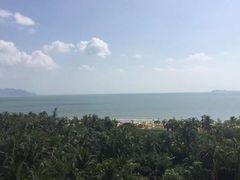 -三亚湾海居铂尔曼度假酒店
