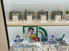 -J-Optical佳视明眼镜·蔡司视觉(青岛金茂览秀城店)
