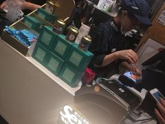 -茶颜悦色(嘉顿一楼吉时赏味游园会店)