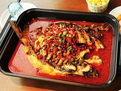 -蜀渔港·鱼缸烤鱼店(华山珑城店)