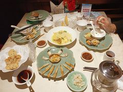 成隆行精选大闸蟹-成隆行·蟹王府(九江路店)