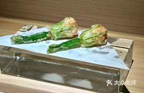 Chayote Flower with Shrimp Paste, Fish Mince, Corn and Water Chestnut