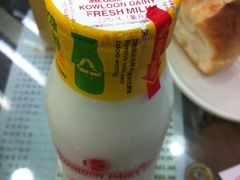 鲜牛奶-义顺牛奶公司(庇利金街店)