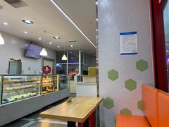 -白玉兰食品(中山公园龙之梦店)