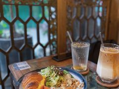 -西关84·History·Art·Cafe