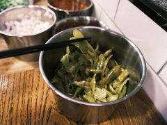 老坛酸辣椒-白露塘杀猪粉(药王街店)