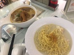 沙嗲牛腩面-翠华餐厅(香港国际机场店)