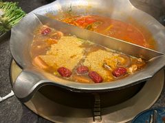 -湊湊火锅·茶憩(打浦桥日月光店)