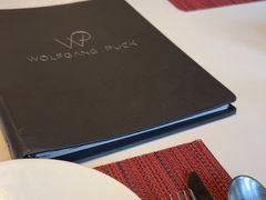 -WOLFGANG PUCK KITCHEN & BAR(迪士尼小镇店)