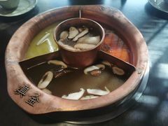 -滇釜火锅·能喝汤的火锅(车公庄店)