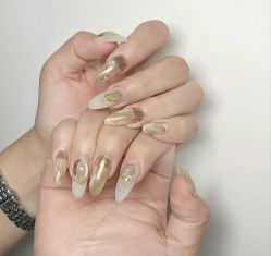 -EAST日式美甲美睫沙龙