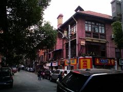 -黎黄陂路街头博物馆