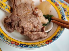 -毛辣果·贵州红酸汤牛肉火锅(西单店)