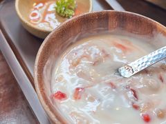 -银米·云南传统过桥米线(双廊黑金冠店)