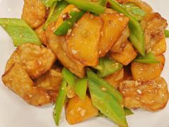 -红东阁东北菜烤肉酒馆(CROSS万象汇店)