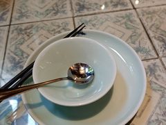 餐具摆设-弄堂里· 江南名肴(西湖龙井路店)