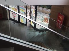 -麦当劳(乳山路店)