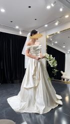 -予白婚纱礼服馆