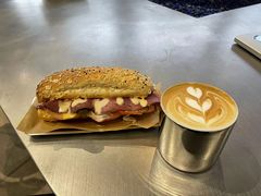 -HALO SOUL COFFEE·咖啡·甜品·简餐(嘉年华海信广场店)