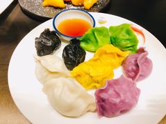 五味海鲜水饺拼盘-东莱馋房(陆家嘴店)