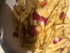 -八府香鸭·啫啫煲(华山路店)