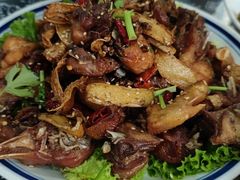 -八两八金·莱芜特色炒鸡(市南漳浦路店)