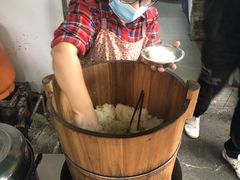 -梁阿婆廿年老牌扣肉糯米饭