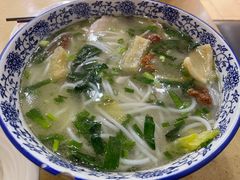 -桥香园云南过桥米线(金马碧鸡店)