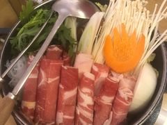 番茄牛肉锅-小句号·精致料理(江南环球港店)