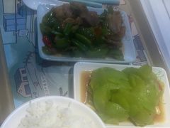 -老乡鸡(上海品尊国际中心店)