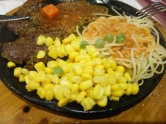 -豪客来牛排(中央花苑店)