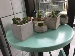 -蜜蜂小象·榴莲千层蛋糕(时代汇11栋店)