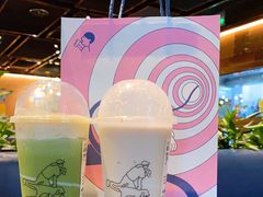 -喜茶(迪士尼小镇·平行宇宙店)