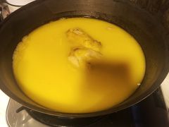 -鲜入围煮花胶鸡海鲜火锅