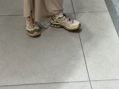 -SALOMON萨洛蒙(长沙国金街店)