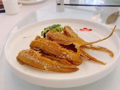 香酥烤子鱼-和平官邸·花园餐厅(武定西路店)