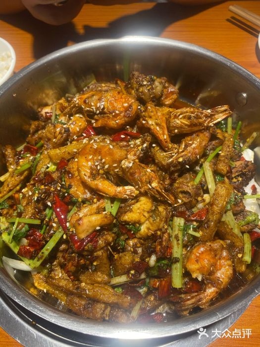 鸡公爱上虾鸡公虾煲图片