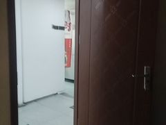 -毛辣果·贵州红酸汤牛肉火锅(西单店)